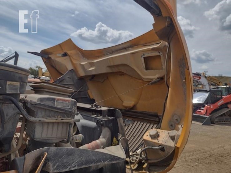 2018-international-durastar-4300-image-18