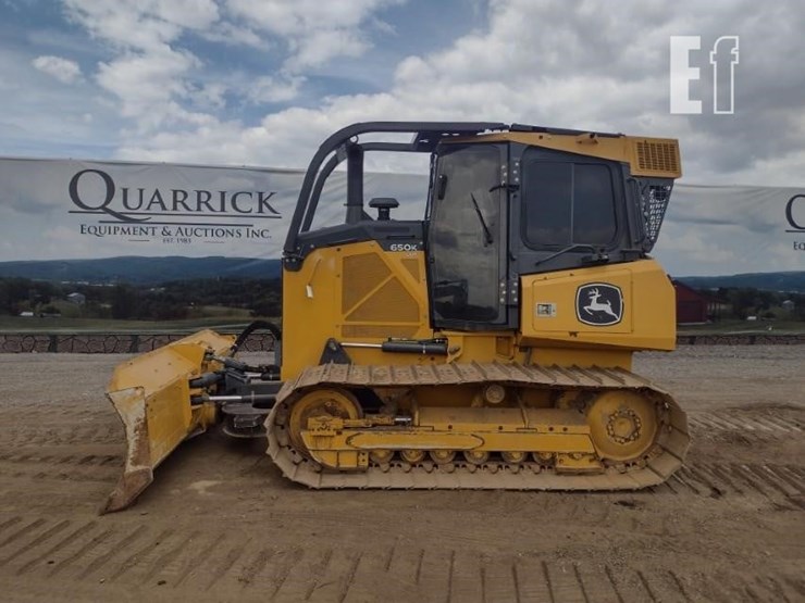 deere-650k-image-1