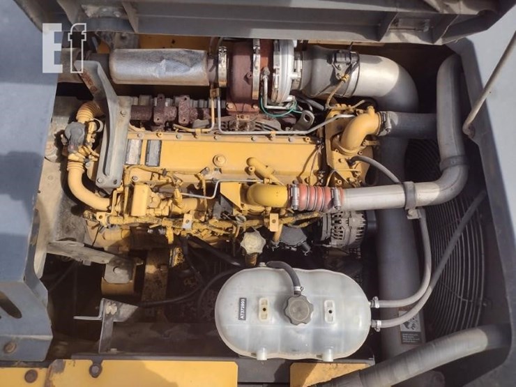 2013-deere-210g-lc-image-51