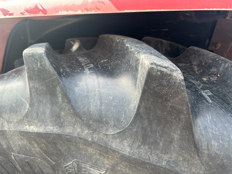 case-ih-jx1090u-image-6