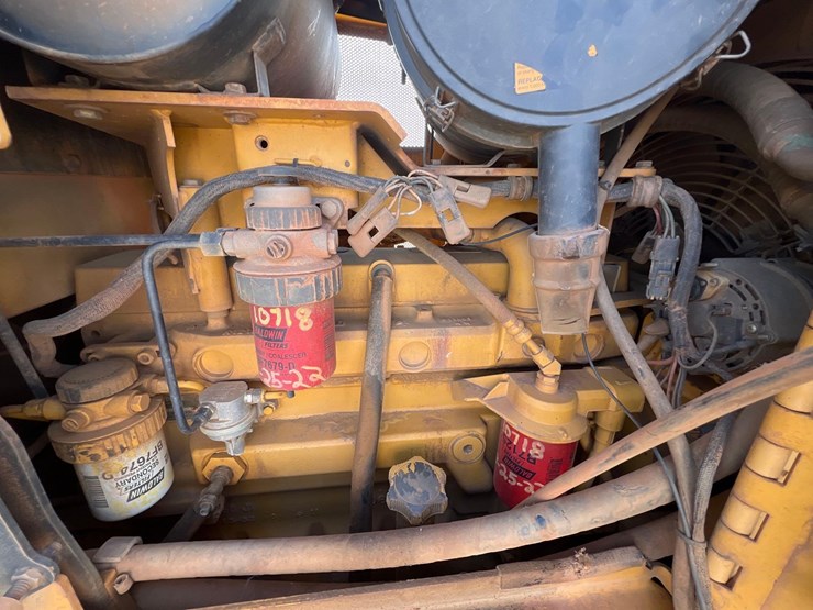 deere-750c-image-16