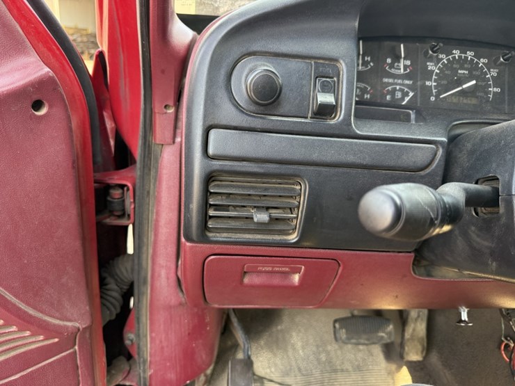 1996-ford-f350-xl-image-41
