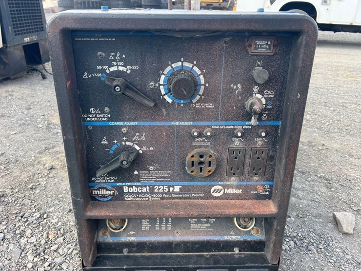 miller-bobcat-225-image-6