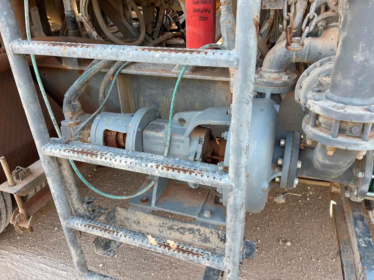 2012-nov-rolligon-cement-pump-trailer-image-5