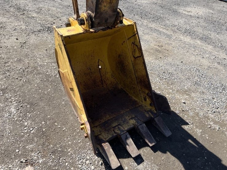 komatsu-pc120-image-10