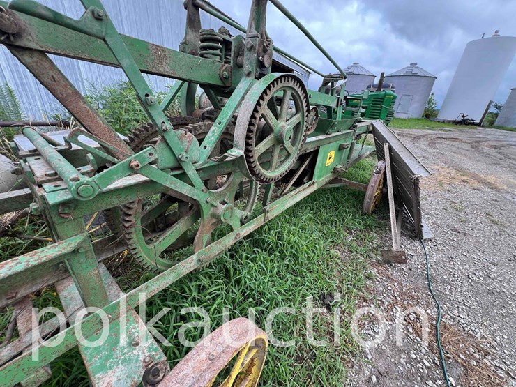 john-deere-112-image-8