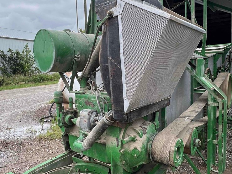 john-deere-7-image-4