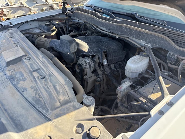 2019-chevrolet-2500-image-30