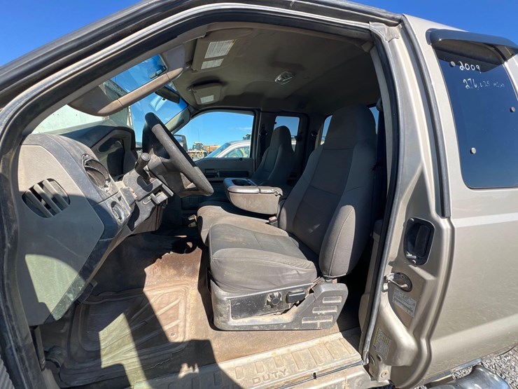 2009-ford-f250-image-12