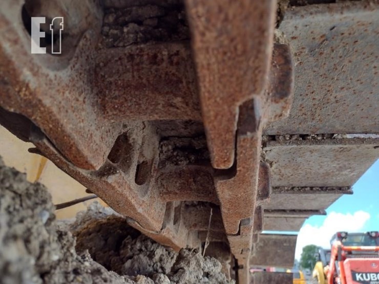 deere-650h-image-25