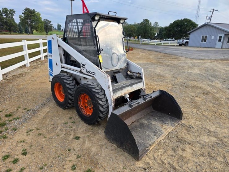 bobcat-743b-image-13