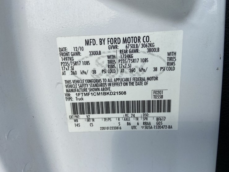 2011-ford-f150-xl-image-13