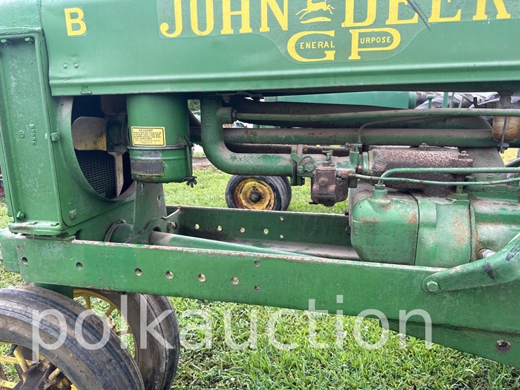 john-deere-b-image-17