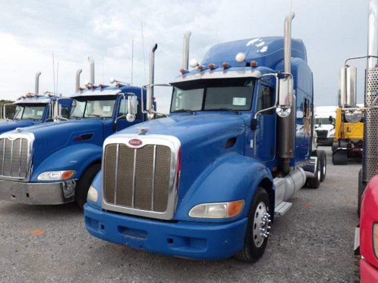 2007-peterbilt-386-image-1