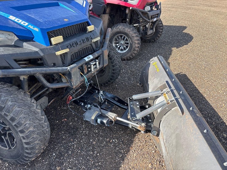 2014-polaris-ranger-image-21