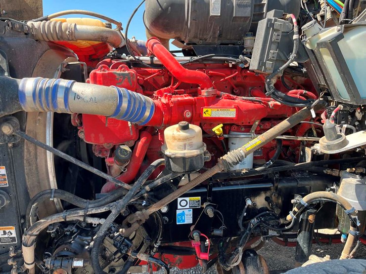 2015-kenworth-t800-image-9