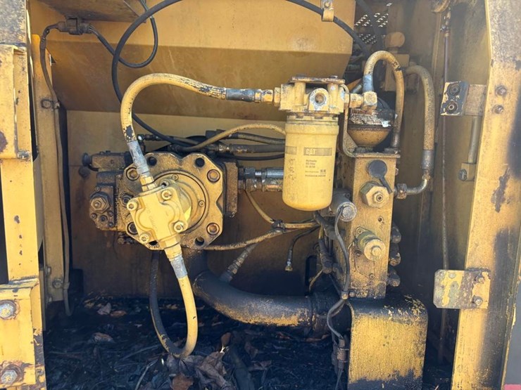 caterpillar-311-image-13