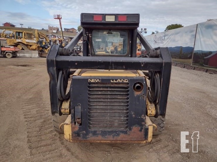 new-holland-lx885-image-4