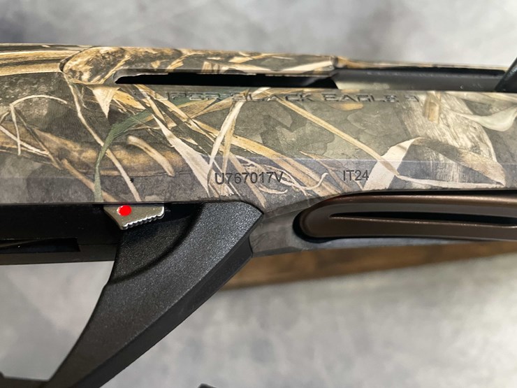 #4912-•-benelli-super-black-eagle-iii-12-ga.-semi-auto-shotgun,-sn:-u767017v-image-4