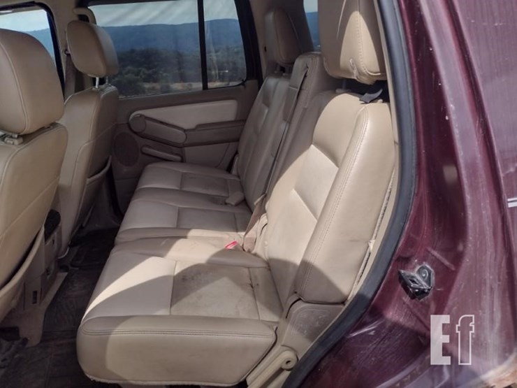 2007-ford-explorer-eddie-bauer-image-15
