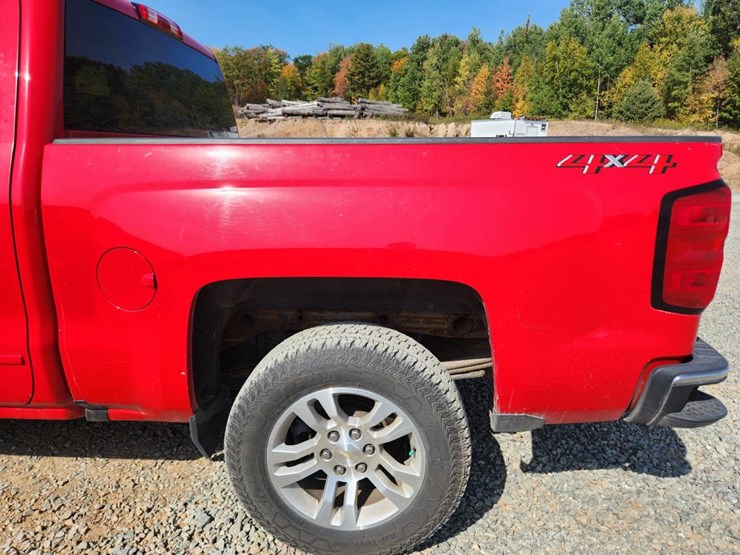 2018-chevrolet-silverado-image-19