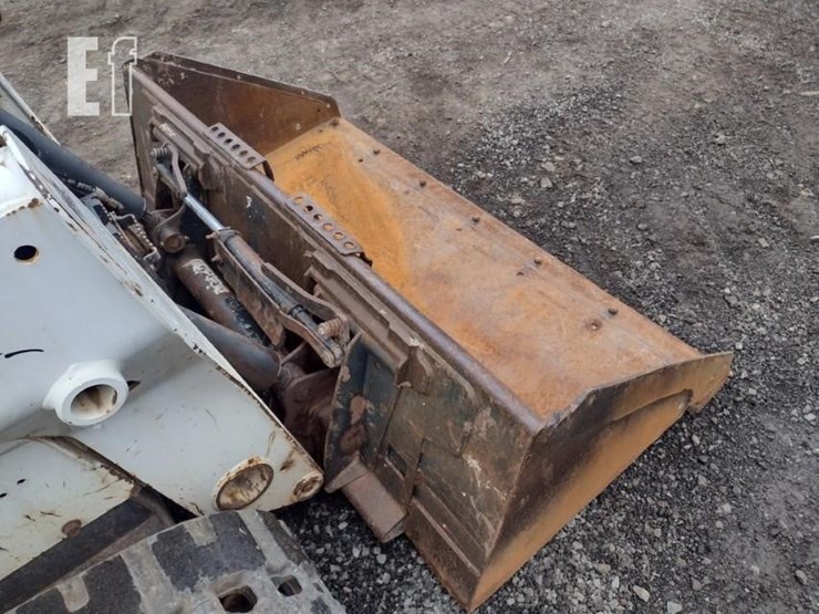 2020-bobcat-t595-image-18