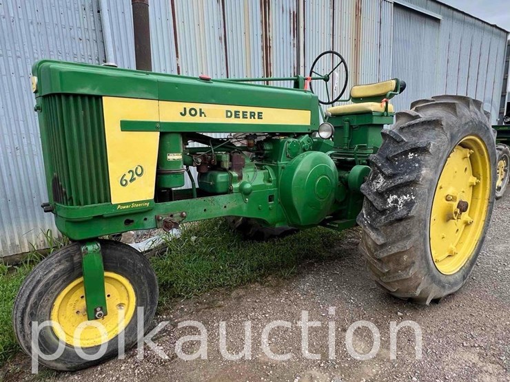 john-deere-620-image-1