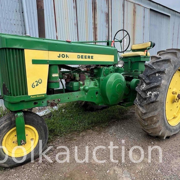 JOHN DEERE 620