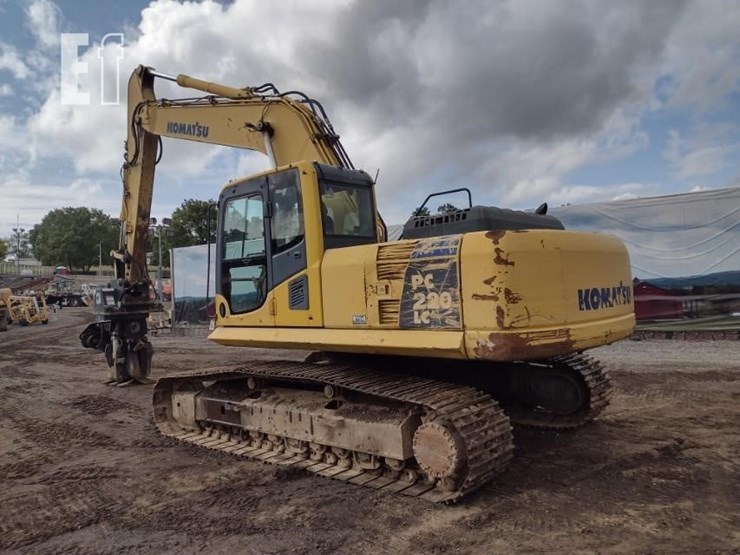 komatsu-pc220-lc-8-image-40