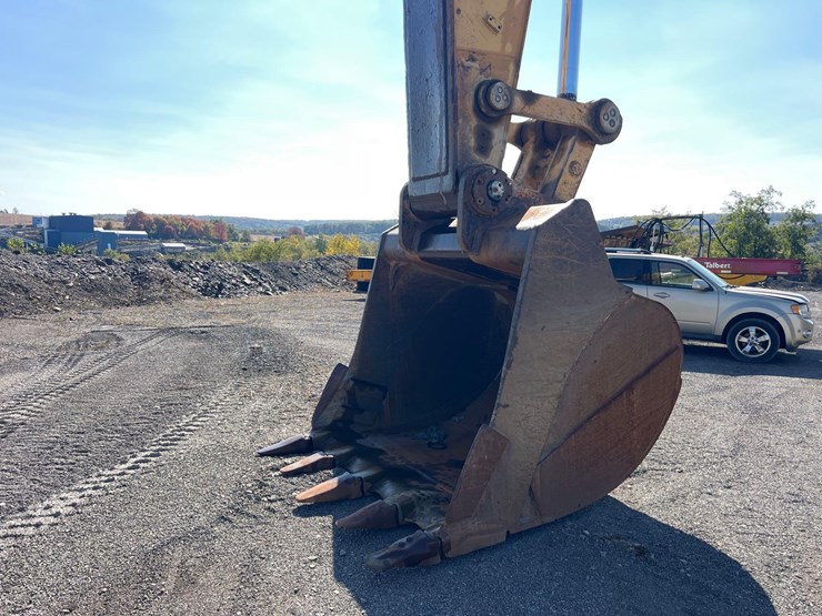 caterpillar-385bl-image-13
