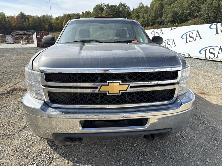 2014-chevrolet-2500-image-8