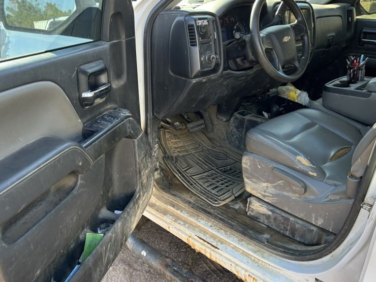2014-chevrolet-silverado-1500-image-28