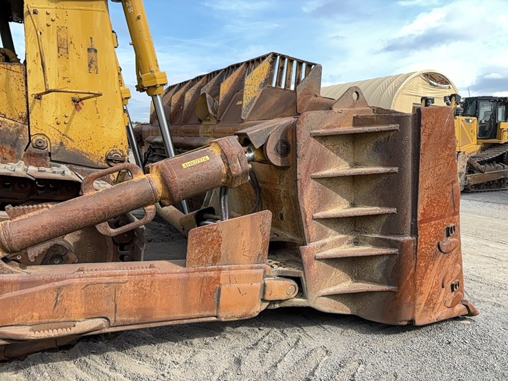 caterpillar-d11n-image-9