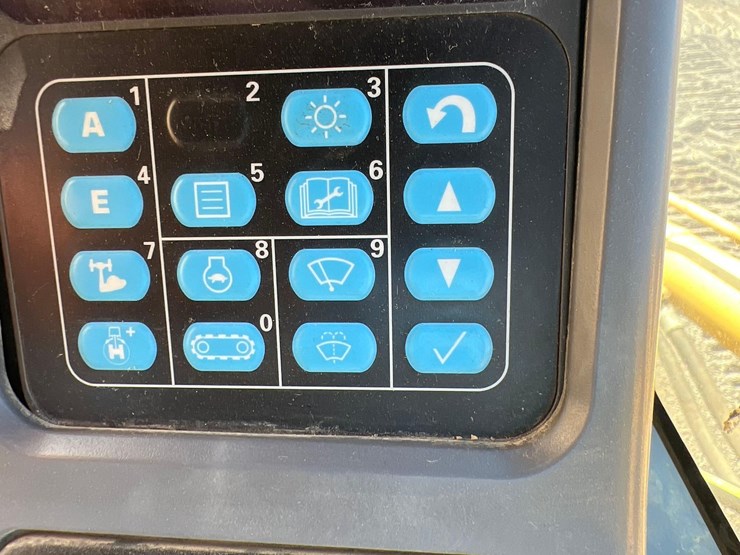 komatsu-pc1250-7-image-24