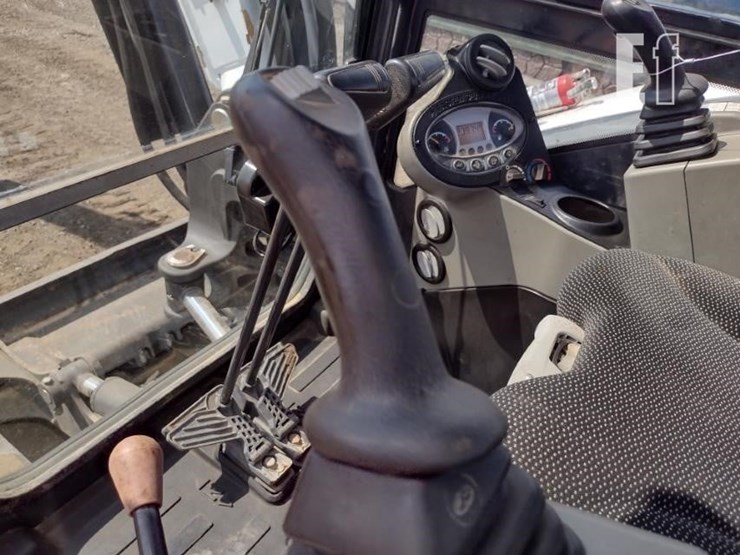 2018-bobcat-e85-image-10