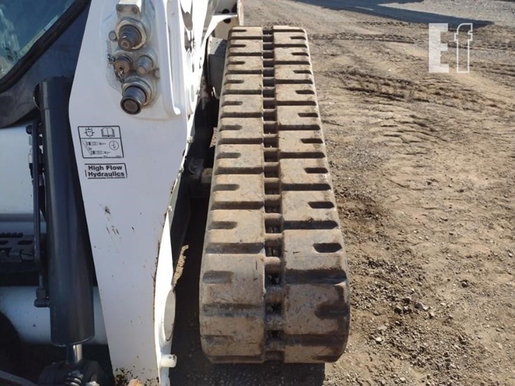 2022-bobcat-t870-image-28