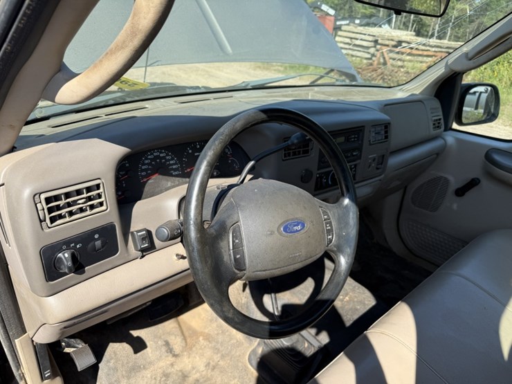 2004-ford-f250-image-27