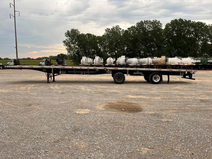 2010-utility-flatbed-image-4