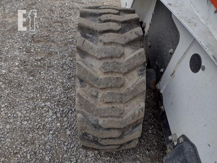2004-bobcat-s250-image-22