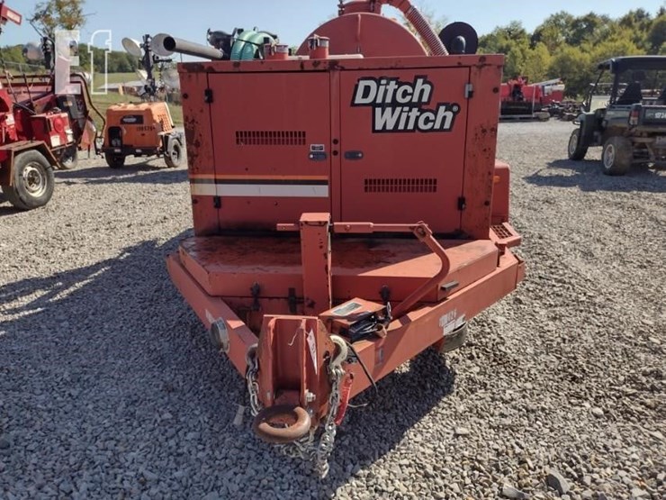 2010-ditch-witch-fx30-image-2