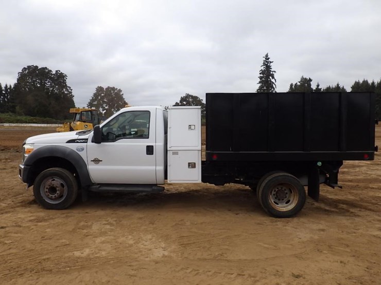 2011-ford-f550-image-8