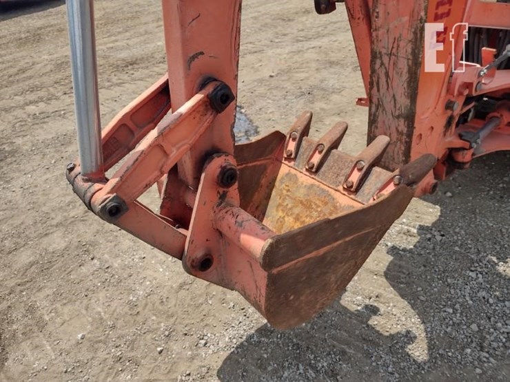 16-kubota-b26tlb-tractor-8242-image-30