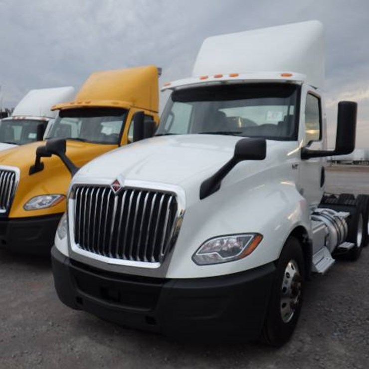 2019 INTERNATIONAL LT