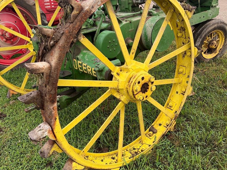 john-deere-a-image-14