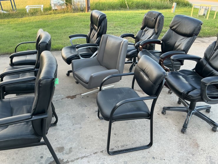 9-office-chairs-image-3