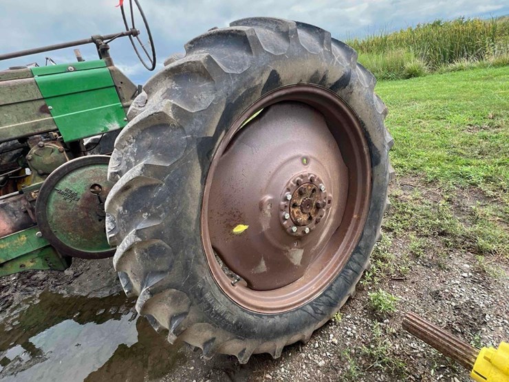 john-deere-a-image-13
