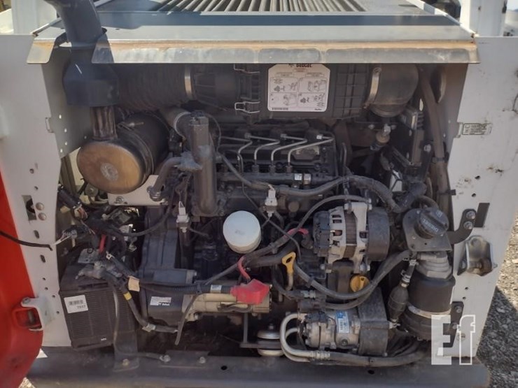 2020-bobcat-t590-image-35