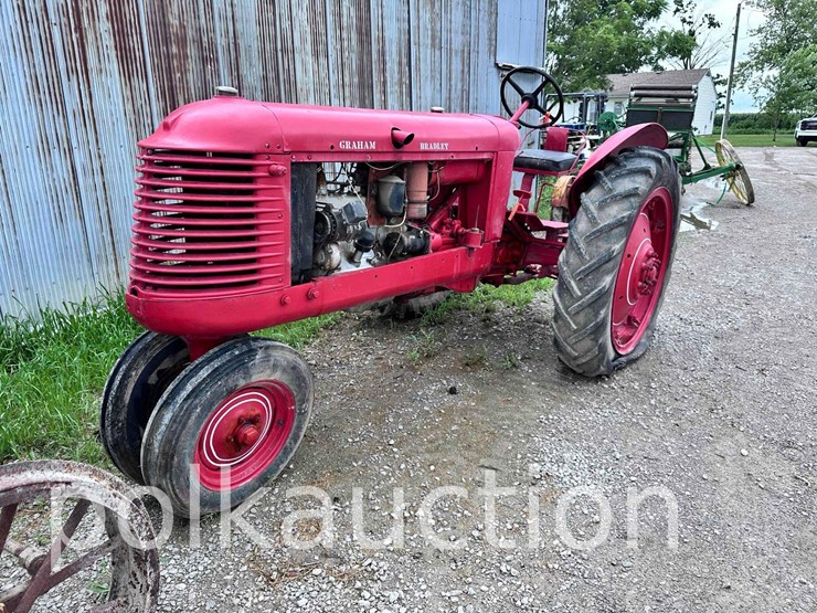 graham-bradley-(sn#-7406)-image-2