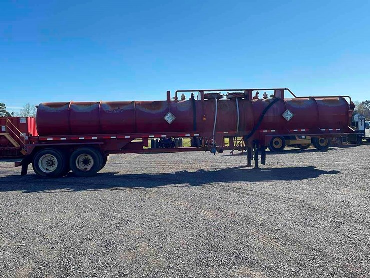 2007-overland-tank-trailer-image-4
