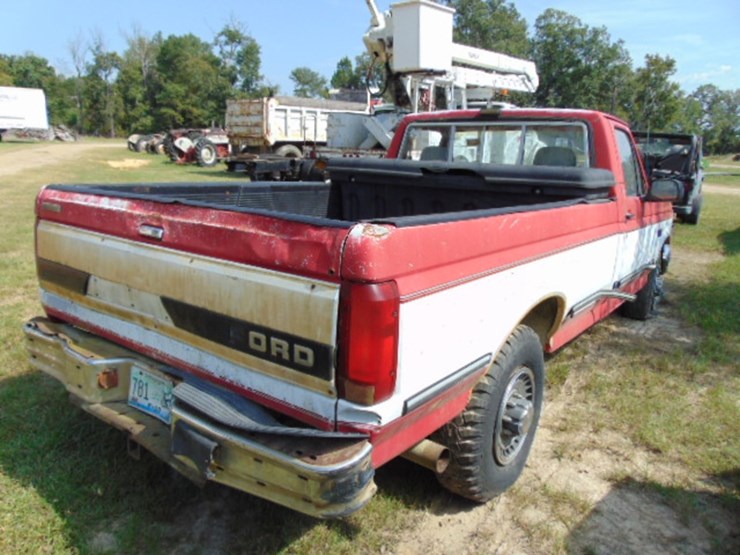 1992-ford-f250-xlt-image-3